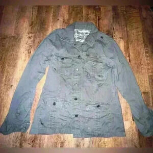 Maurice’s army green cute utility jacket